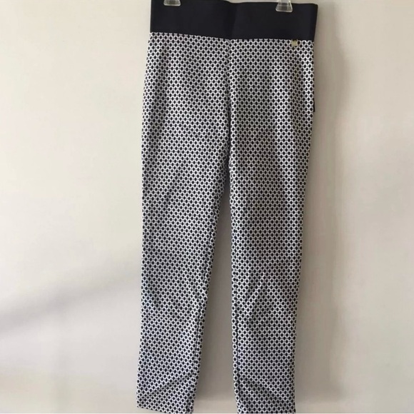 Tahari Arthur S.Levine Women’s Black and White Elastic Waistband Dress Pants - Picture 8 of 11